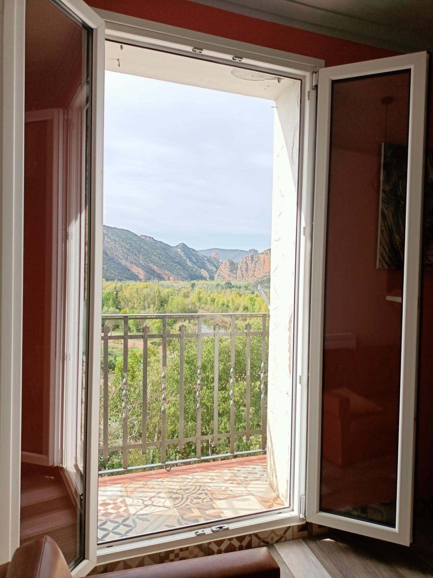 Cal Perico, Tourist And Climbing Apartament Camarasa المظهر الخارجي الصورة